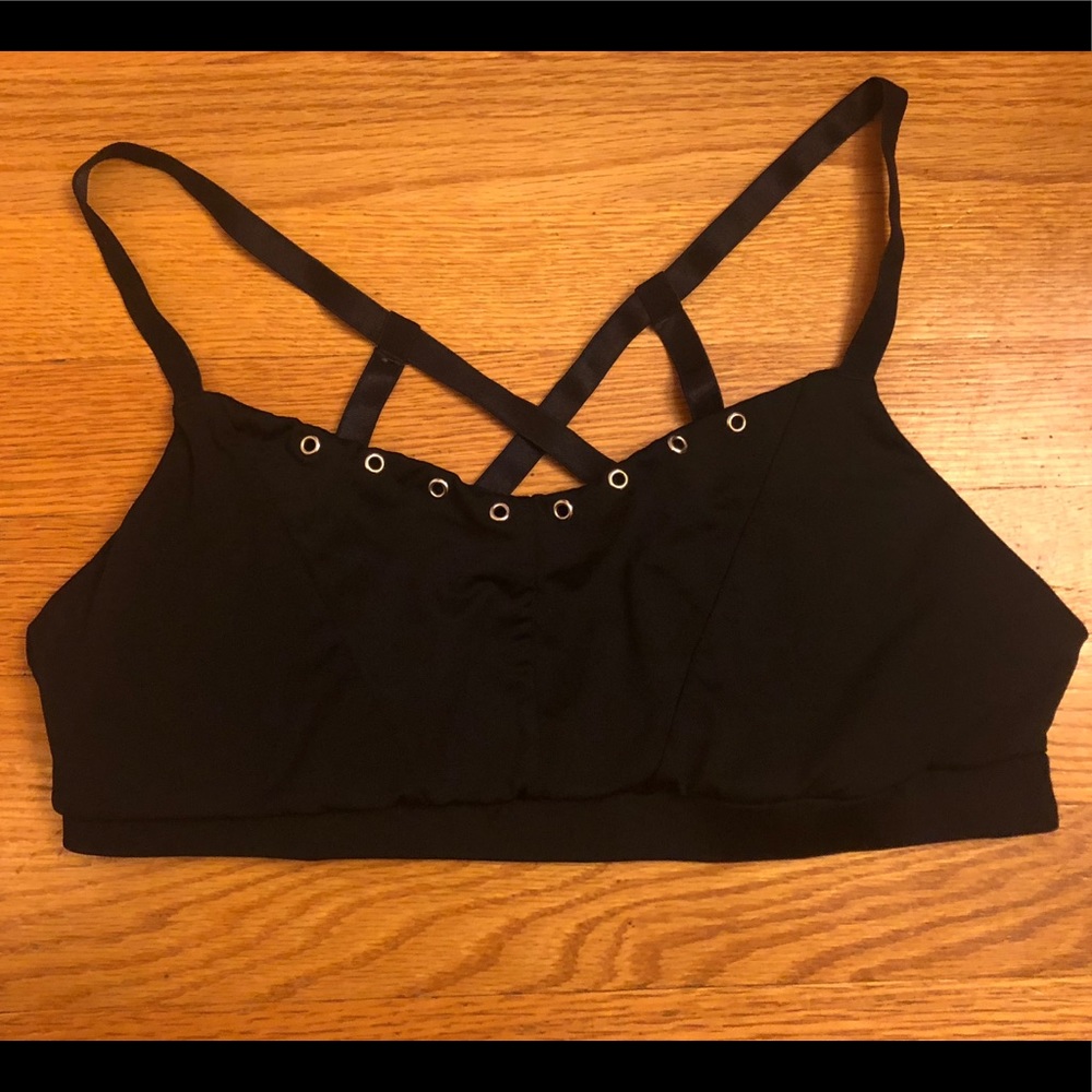 Black sexy, fully adjustable sports bra